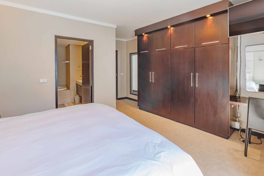 2 Bedroom Property for Sale in Cape Town City Centre Western Cape